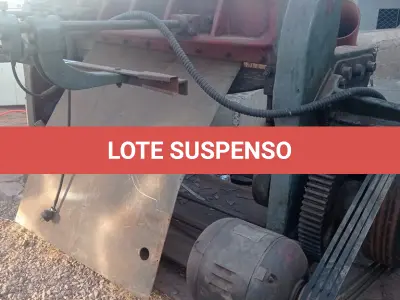 LOTE 649 - 01 CORTADORA DE CHAPAS. (NO ESTADO, LEILÃO NÃO TEM GARANTIA E NEM DEVOLUÇÃO, SUJEITO A POSSÍVEIS AVARIAS VISÍVEIS/OCULTAS E/OU AUSÊNCIA DE COMPONENTES).