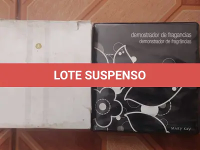 LOTE 240 - COLEÇÃO MINIATURAS DE PERFUMES (NO ESTADO)