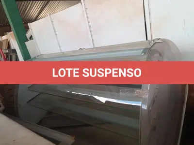 LOTE 580 - 01 BALCÃO EXPOSITOR REFRIGERADO. (NO ESTADO) ATENÇÃO! FAZER A VISITAÇÃO ANTES DE ARREMATAR, NÃO SABEMOS SE FUNCIONA. LEILÃO NÃO TEM GARANTIA E NEM DEVOLUÇÃO, SUJEITO A POSSÍVEIS AVARIAS VISÍVEIS/OCULTAS E/OU AUSÊNCIA DE COMPONENTES.