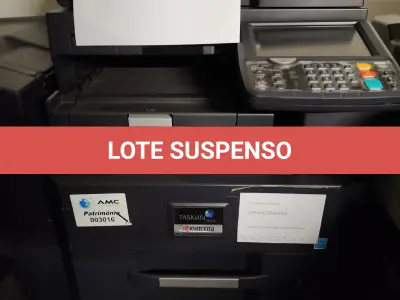 LOTE 013 - 01 MULTIFUNCIONAL MONO LASER_KYOCERA TASKALFA 5002I + GRAMPEADOR 50 FLS + GABINETE COM RODAS ; 03 MULTIFUNCIONAL MONO LASER_KYOCERA TASKALFA 3010I + GRAMPEADOR 50 FLS + GABINETE COM RODAS (NO ESTADO)