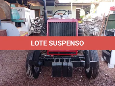 LOTE 454 - 01 MICRO TRATOR.YANMAR, 1030 HORAS, ANO 1996 (NO ESTADO) ATENÇÃO! FAZER A VISITAÇÃO ANTES DE ARREMATAR, NÃO SABEMOS SE FUNCIONA. LEILÃO NÃO TEM GARANTIA E NEM DEVOLUÇÃO, SUJEITO A POSSÍVEIS AVARIAS VISÍVEIS/OCULTAS E/OU AUSÊNCIA DE COMPONENTES.