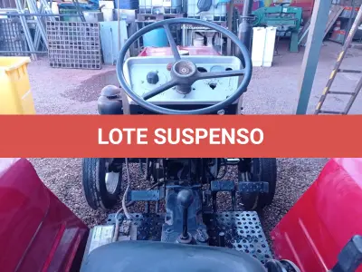 LOTE 454 - 01 MICRO TRATOR.YANMAR, 1030 HORAS, ANO 1996 (NO ESTADO) ATENÇÃO! FAZER A VISITAÇÃO ANTES DE ARREMATAR, NÃO SABEMOS SE FUNCIONA. LEILÃO NÃO TEM GARANTIA E NEM DEVOLUÇÃO, SUJEITO A POSSÍVEIS AVARIAS VISÍVEIS/OCULTAS E/OU AUSÊNCIA DE COMPONENTES.
