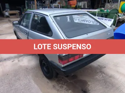 LOTE 003 - 01 VW GOL CL Á GASOLINA; ANO 1994 NA COR AZUL. (NO ESTADO)