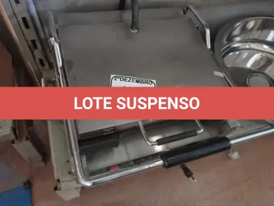 LOTE 541 - 01 GRILL WARING EM INOX. (NO ESTADO) ATENÇÃO! FAZER A VISITAÇÃO ANTES DE ARREMATAR, NÃO SABEMOS SE FUNCIONA. LEILÃO NÃO TEM GARANTIA E NEM DEVOLUÇÃO, SUJEITO A POSSÍVEIS AVARIAS VISÍVEIS/OCULTAS E/OU AUSÊNCIA DE COMPONENTES.