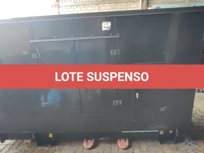 LOTE 534 - GRUPO GERADOR CUMMINS 140 KVA MODELO: 6BTA ANO: 2009 GERADOR STANFORD C/QUADRO AUTOMÁTICO, SUPER SILENCIADO (NO ESTADO) ATENÇÃO! FAZER A VISITAÇÃO ANTES DE ARREMATAR, NÃO SABEMOS SE FUNCIONA, LEILÃO NÃO TEM GARANTIA E NEM DEVOLUÇÃO, SUJEITO A POSSÍVEIS AVARIAS VISÍVEIS/OCULTAS E/OU AUSÊNCIA DE COMPONENTES