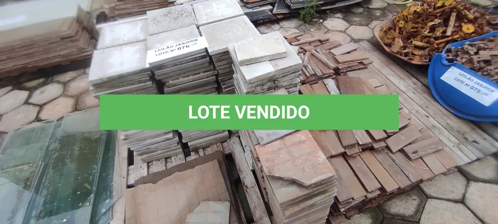 LOTE 076