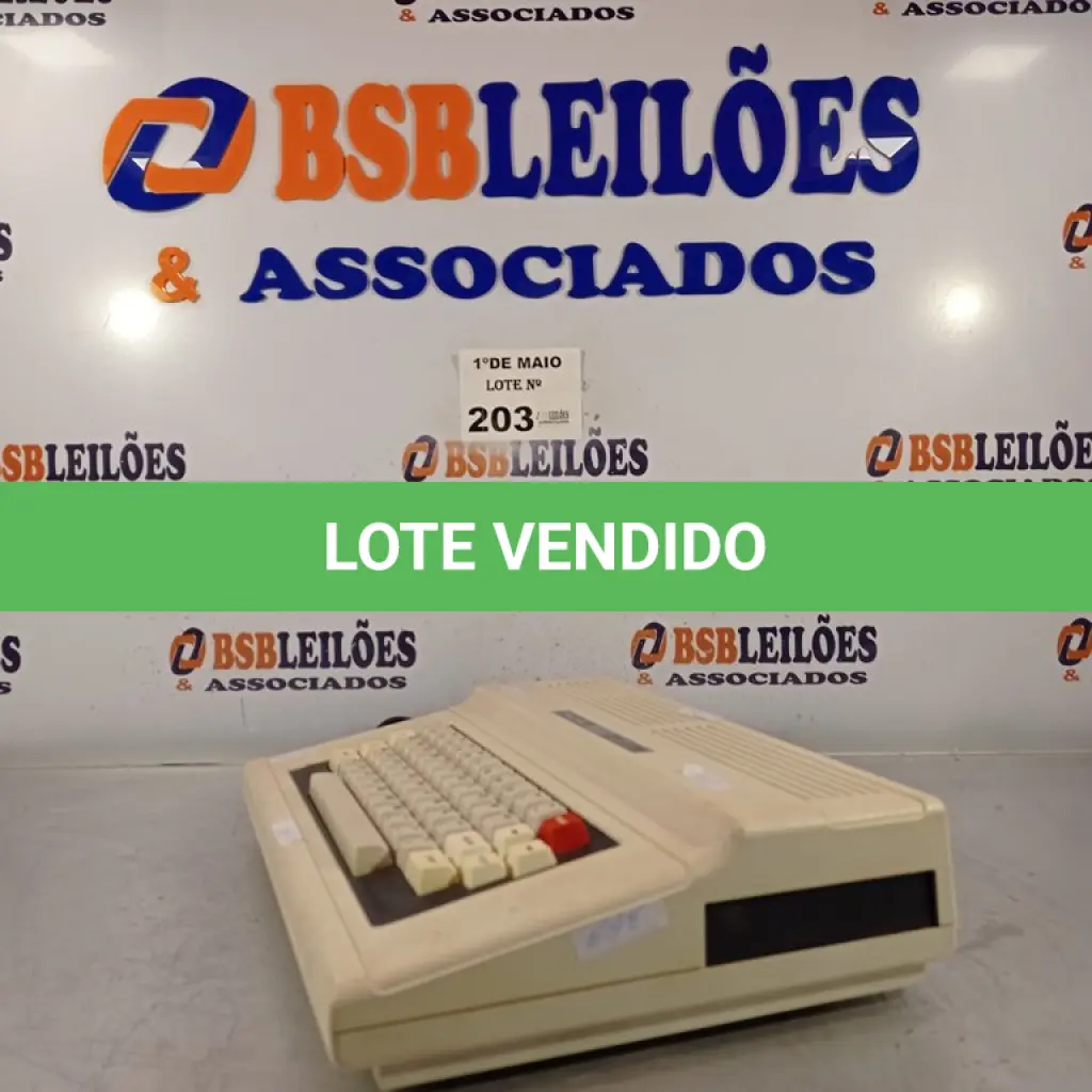 LOTE 203