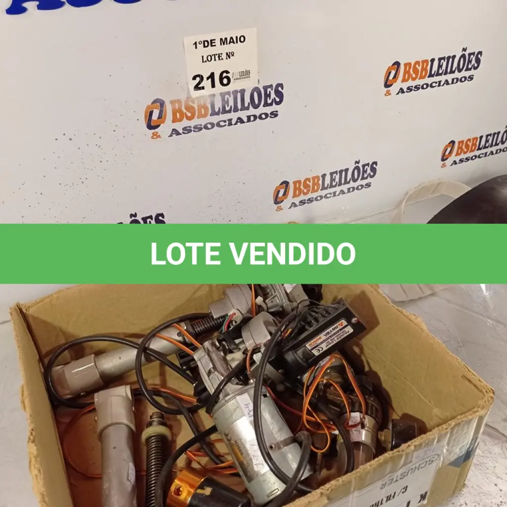 LOTE 216