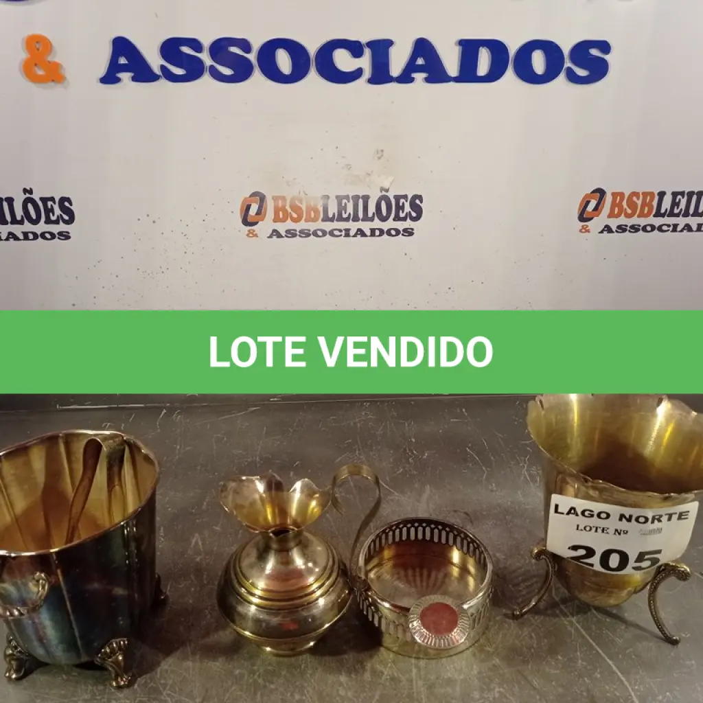 LOTE 205