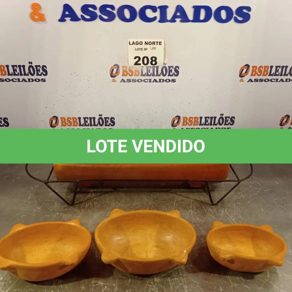 LOTE 208