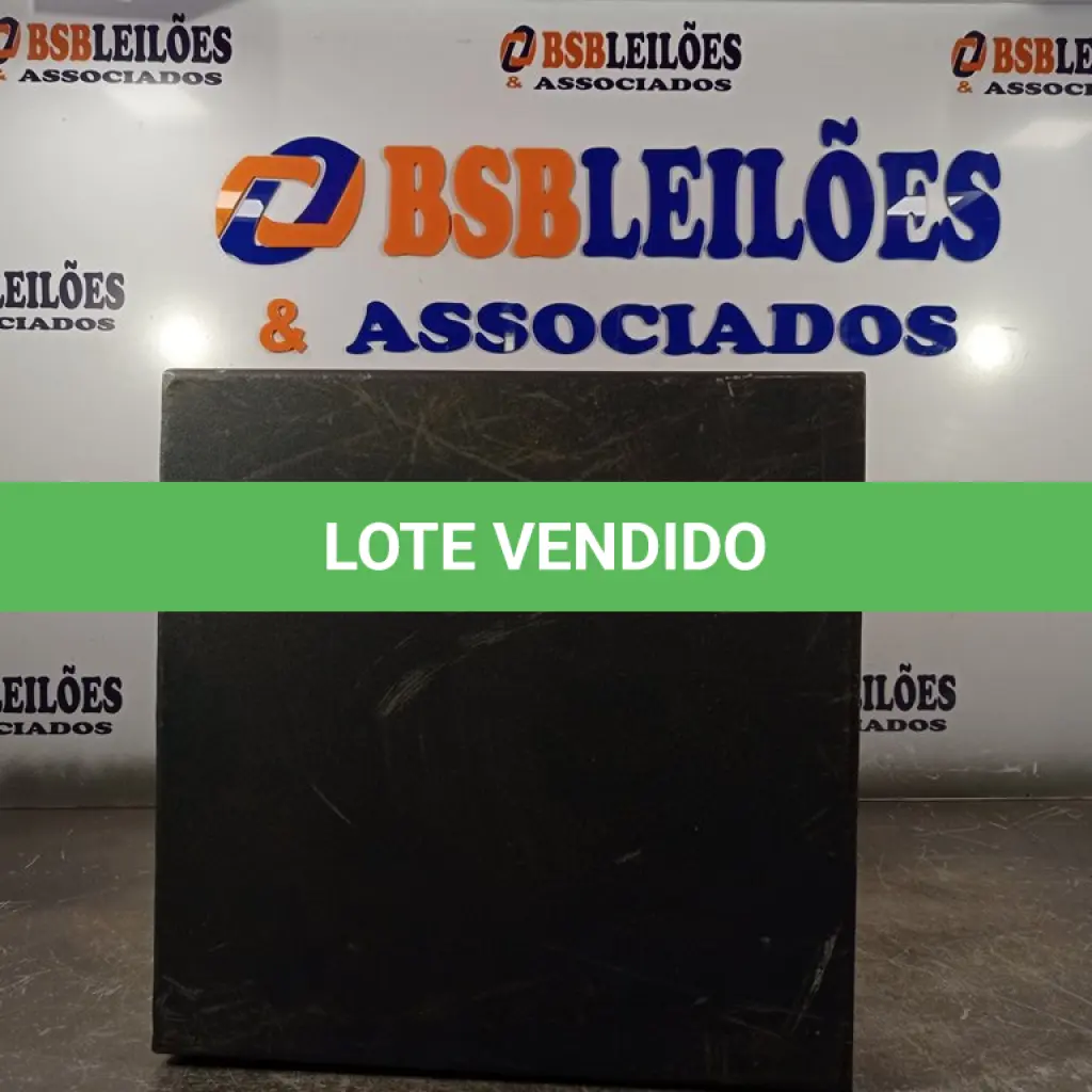 LOTE 207