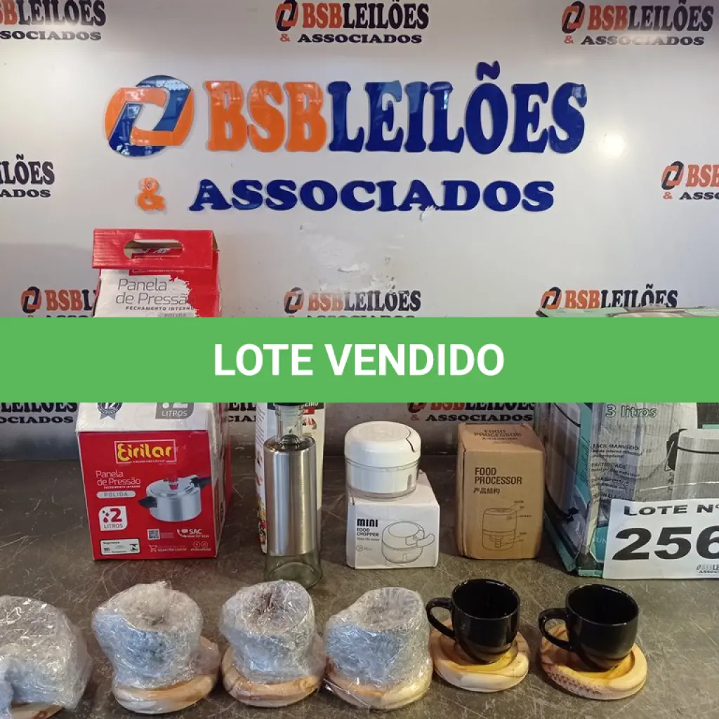 LOTE 256