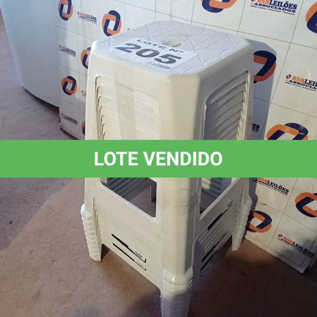 LOTE 205