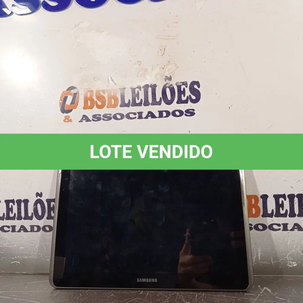 LOTE 221