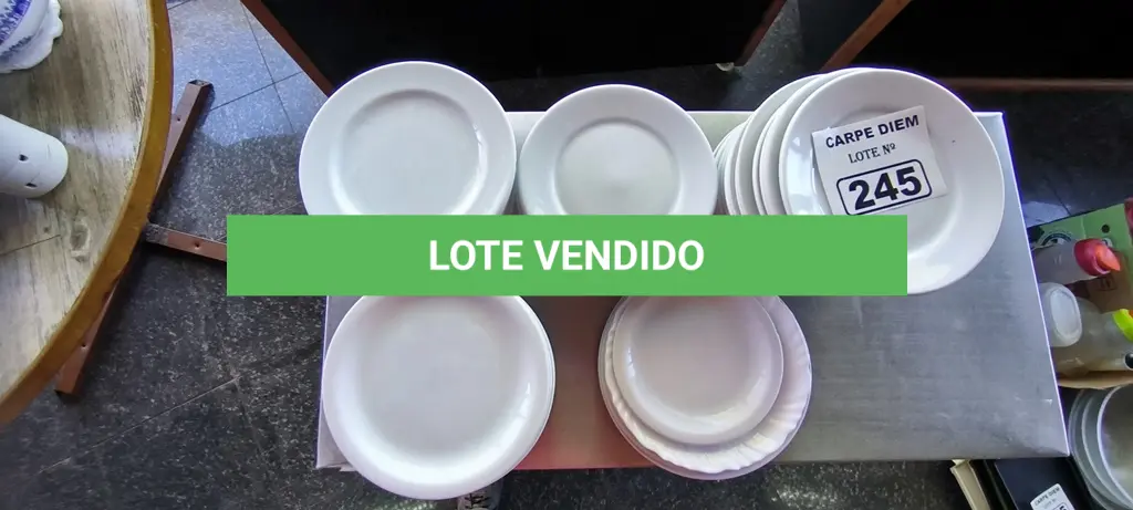 LOTE 245