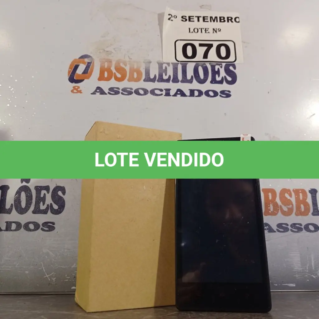 LOTE 070