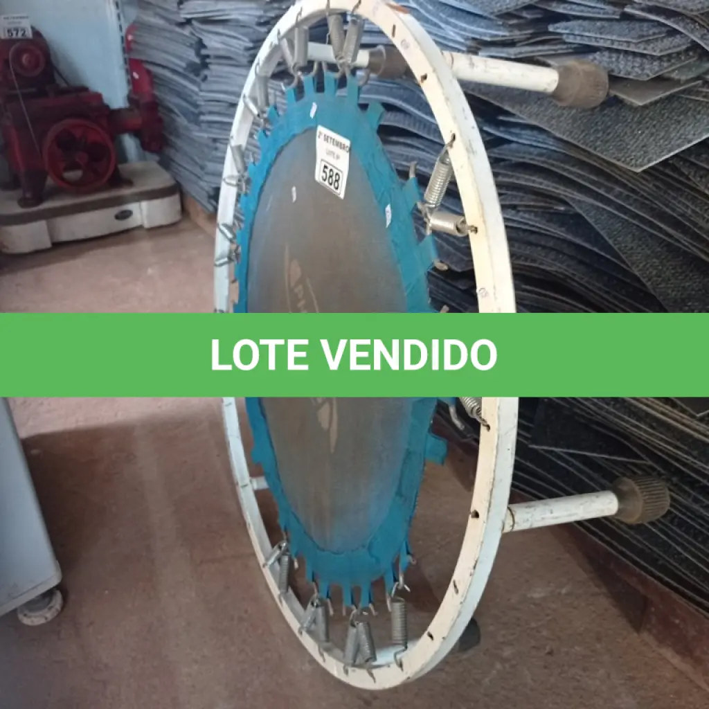 LOTE 588