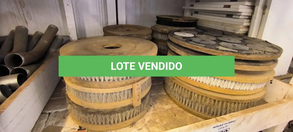 LOTE 059