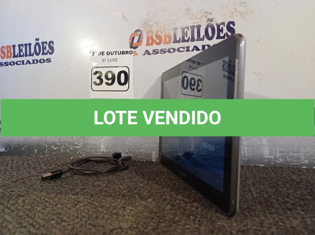 LOTE 390