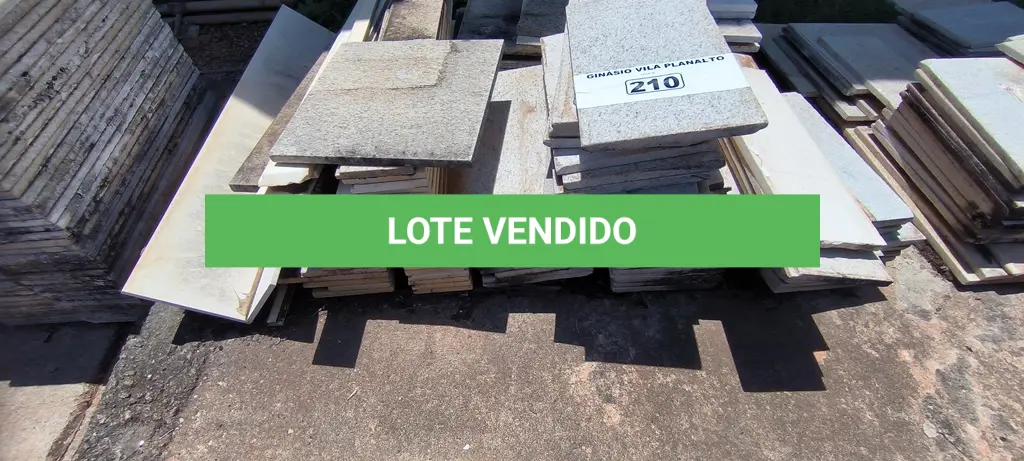 LOTE 210