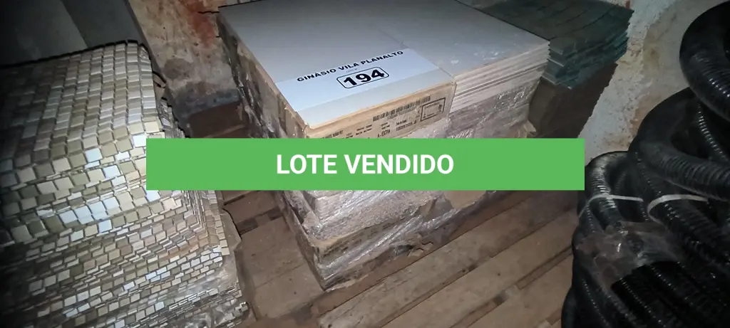 LOTE 194