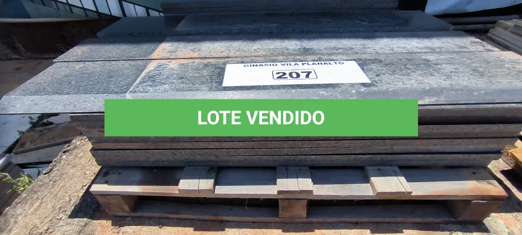 LOTE 207