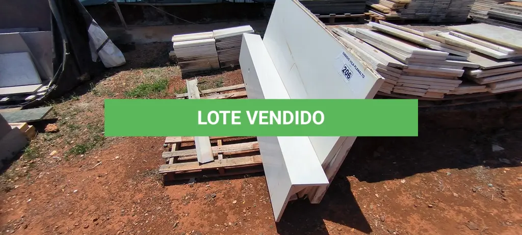 LOTE 206