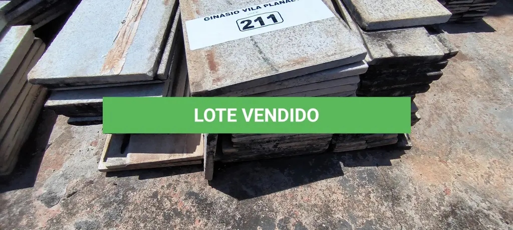LOTE 211