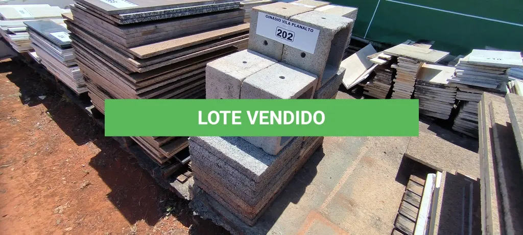 LOTE 202