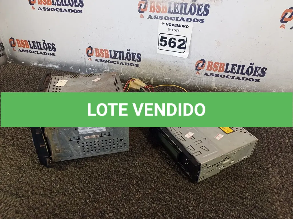 LOTE 562