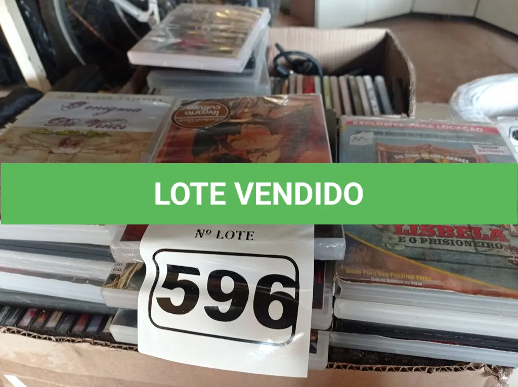 LOTE 596