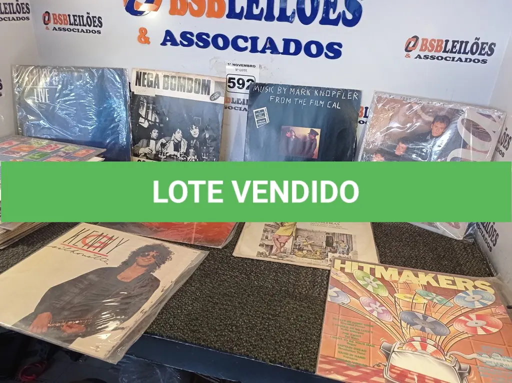 LOTE 592