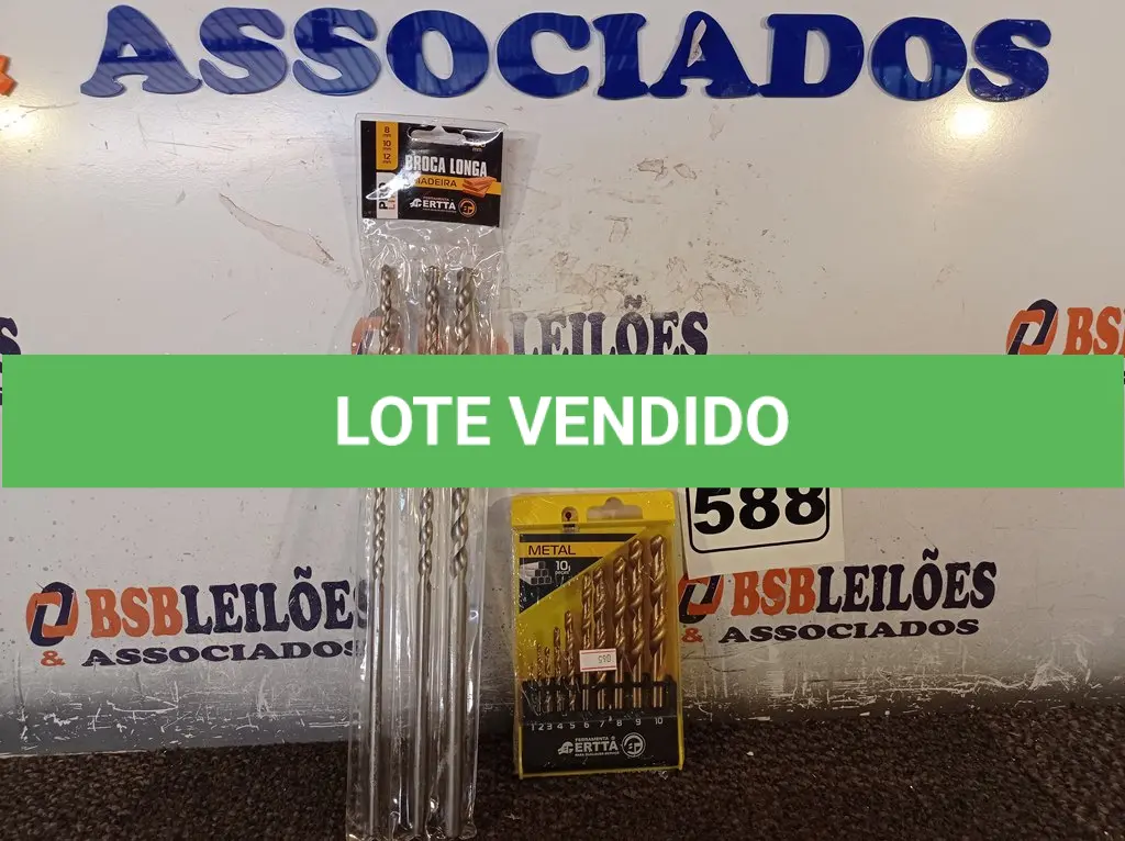 LOTE 588