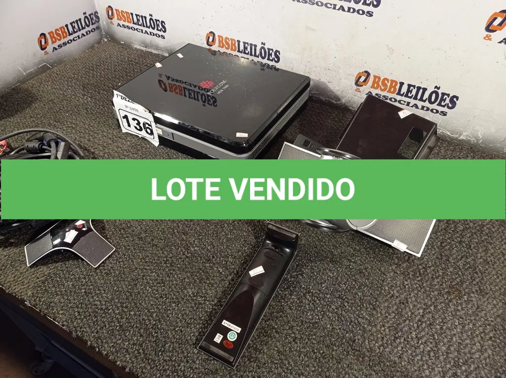 LOTE 136
