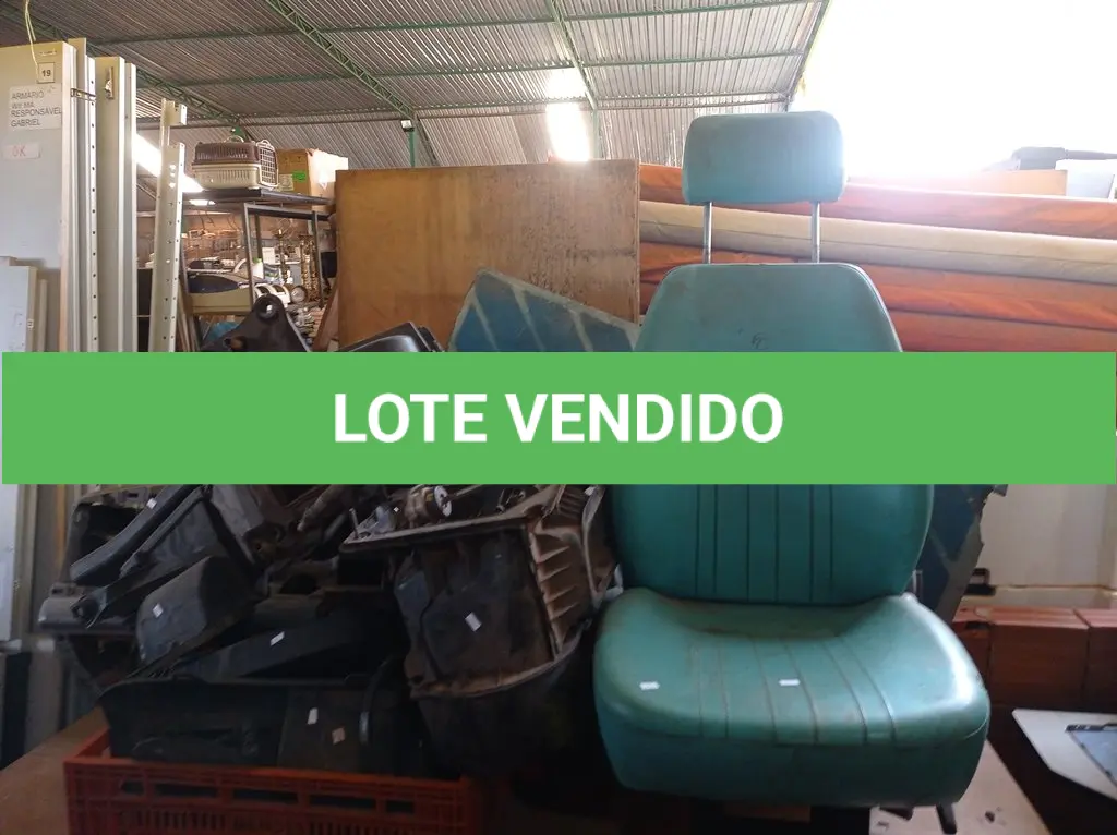 LOTE 390