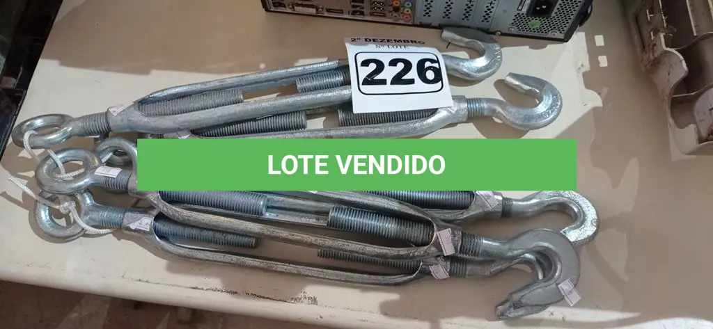 LOTE 226
