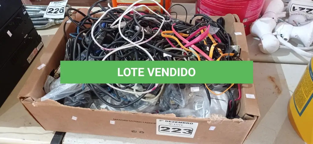 LOTE 223