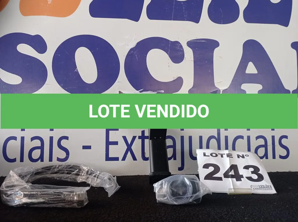 LOTE 243