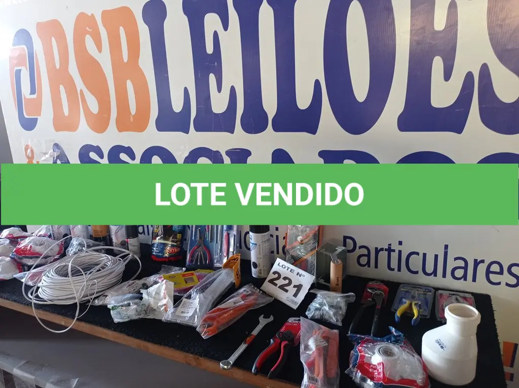 LOTE 221