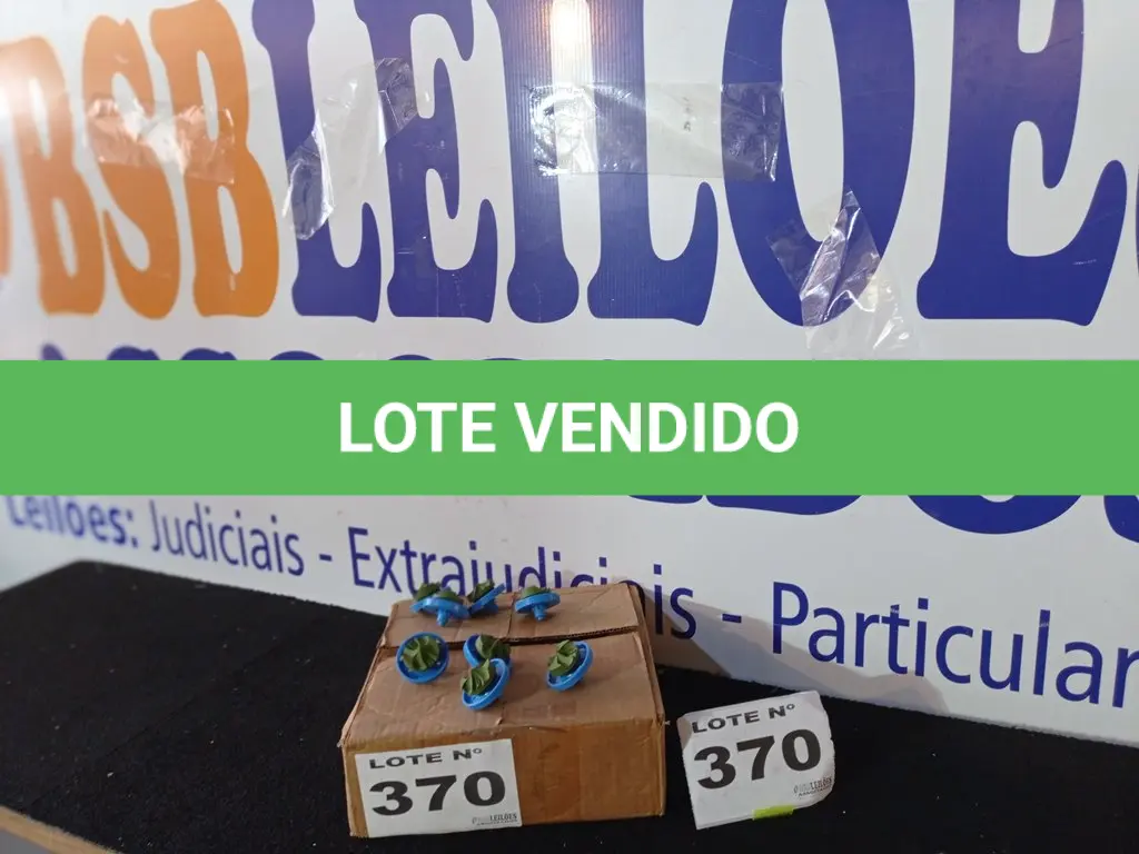 LOTE 370