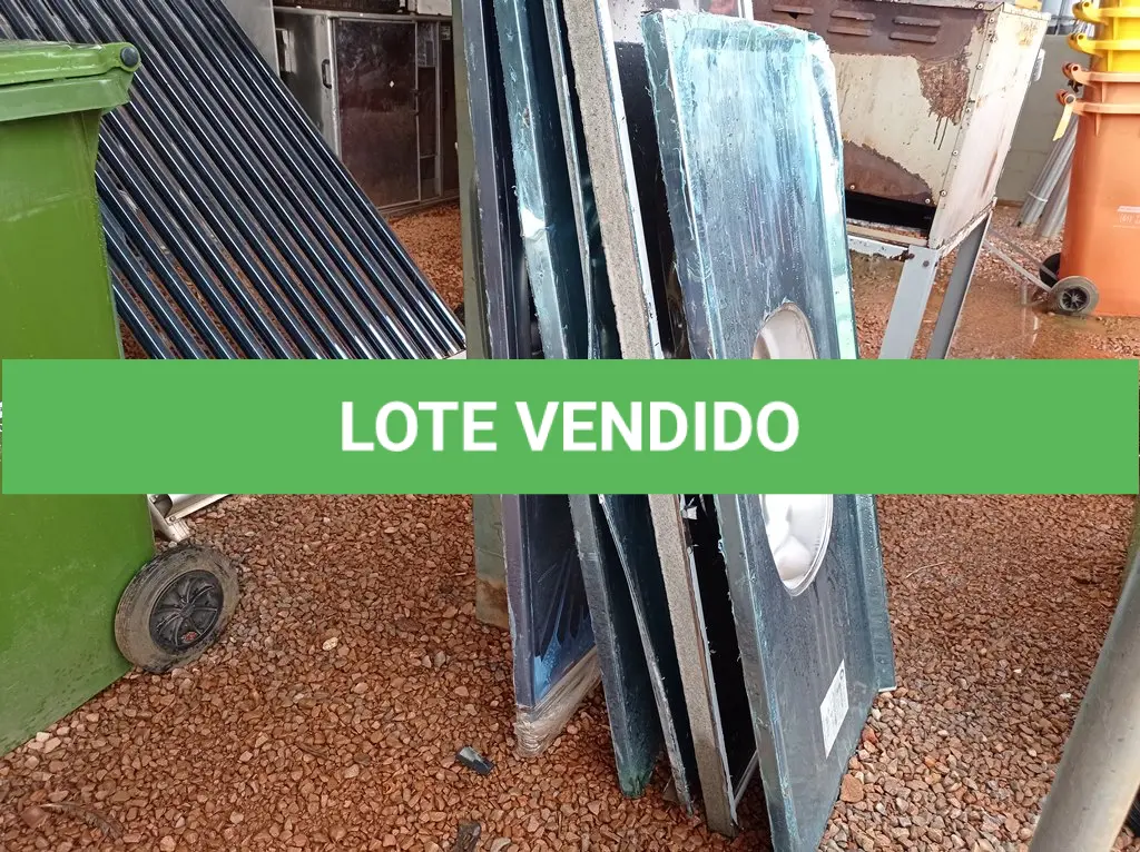 LOTE 587