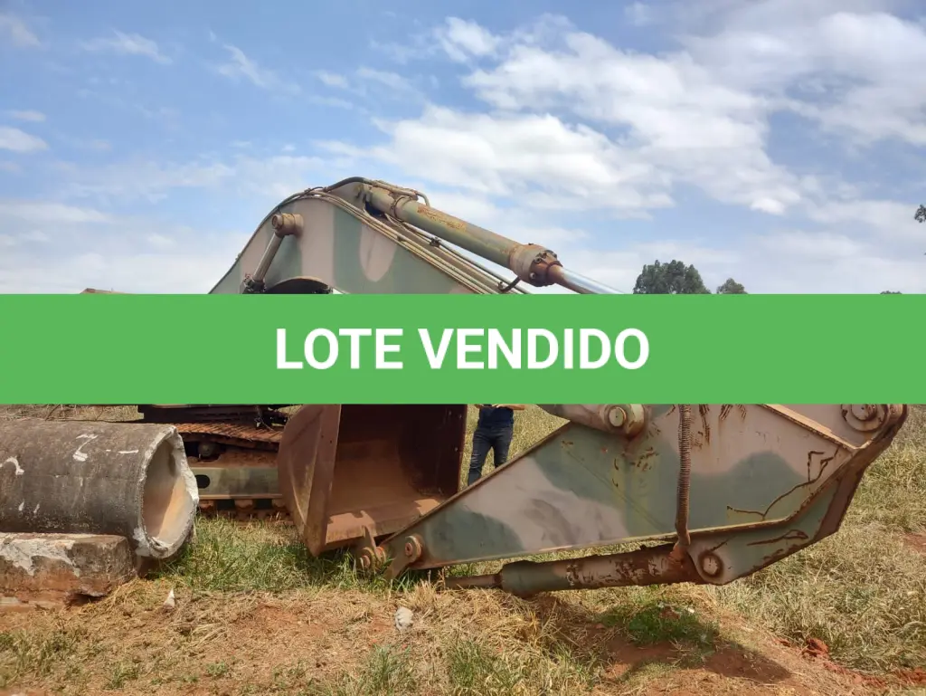 LOTE 569