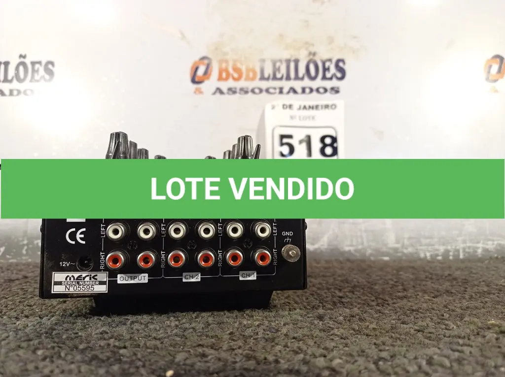 LOTE 518