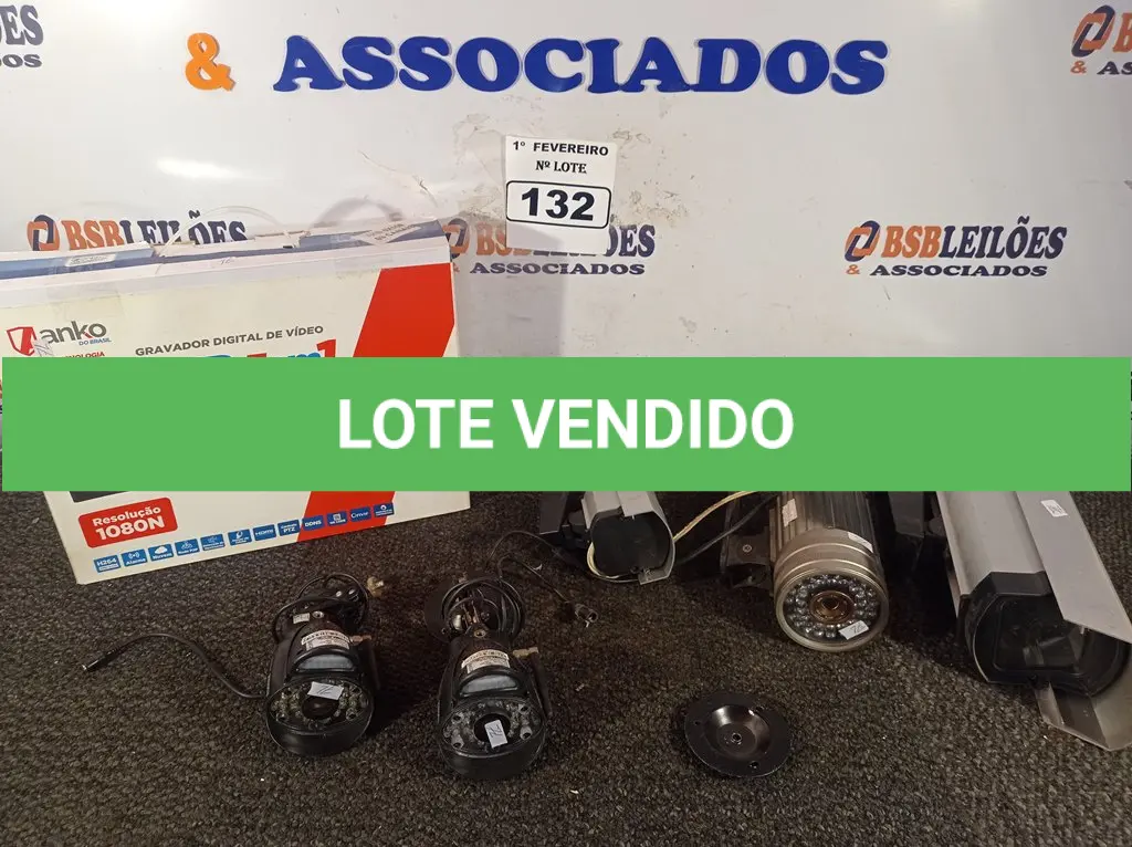 LOTE 132