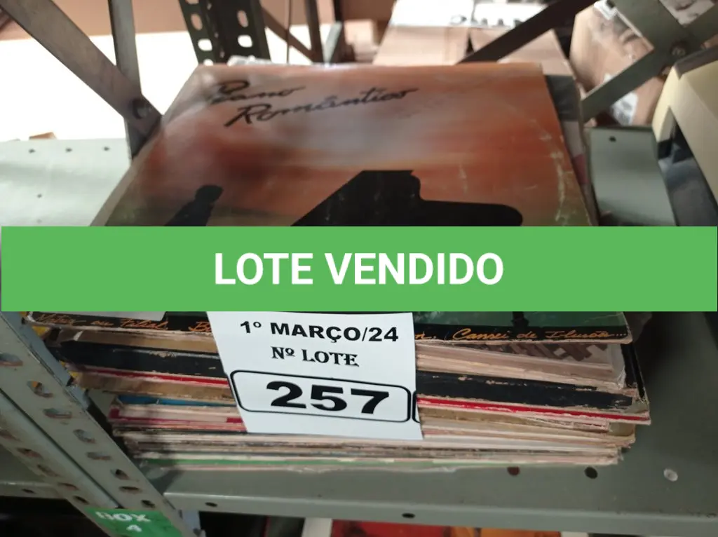 LOTE 257