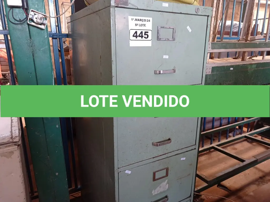 LOTE 445