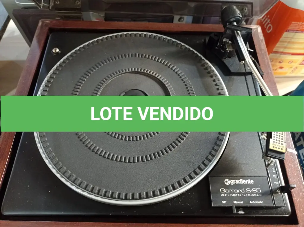 LOTE 208