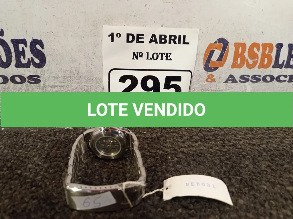 LOTE 295