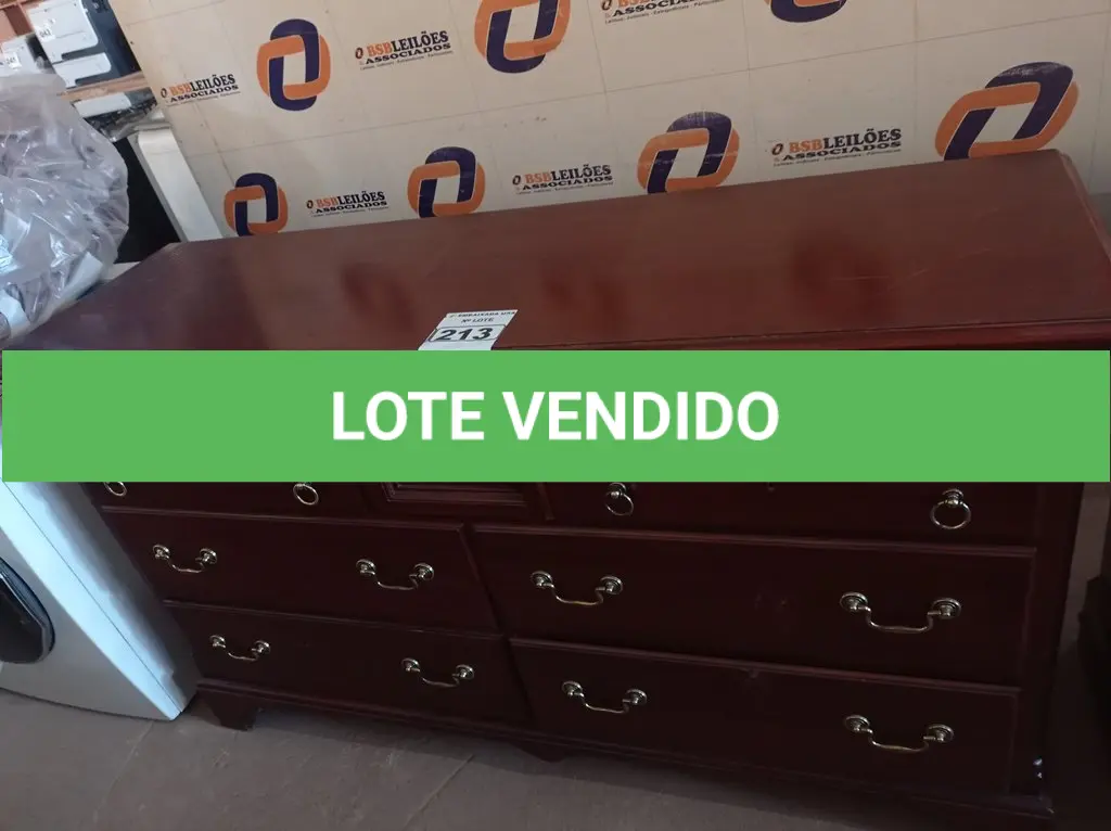 LOTE 213