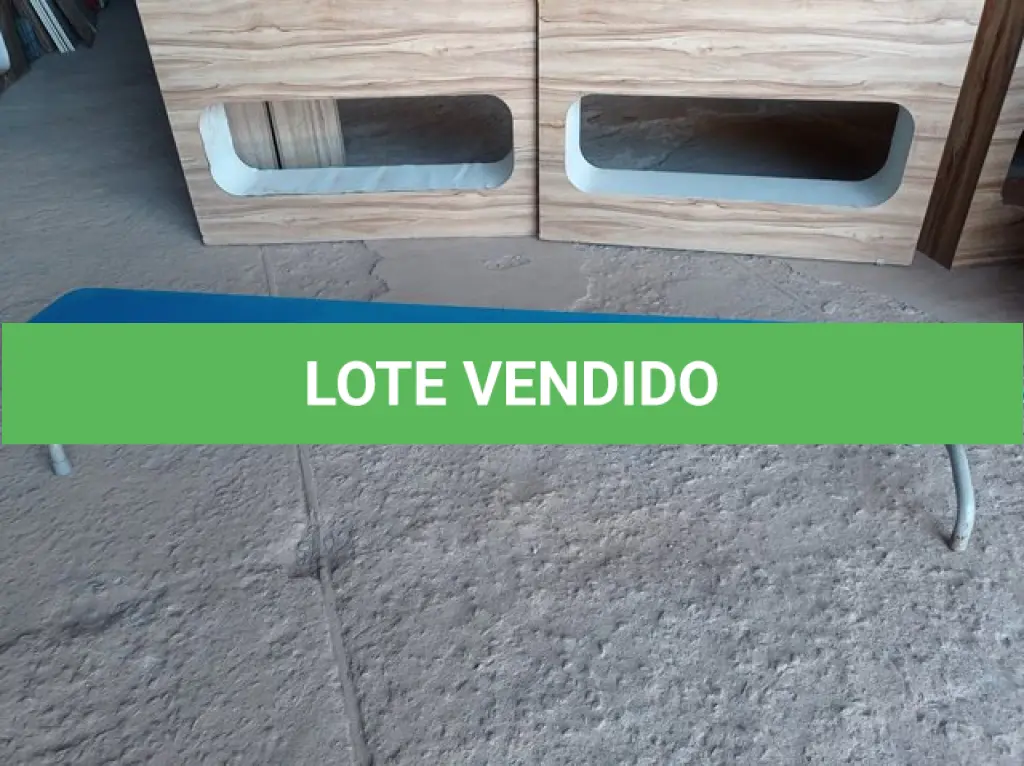 LOTE 444